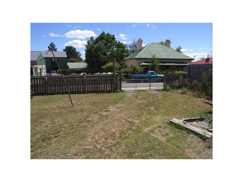 6 Railway Street, Deloraine TAS 7304