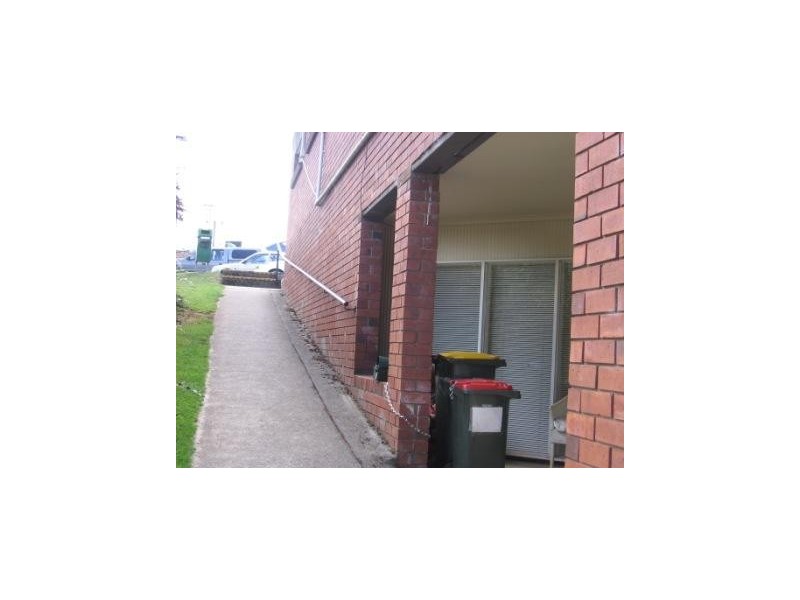 2/9 West Church Street, Deloraine TAS 7304