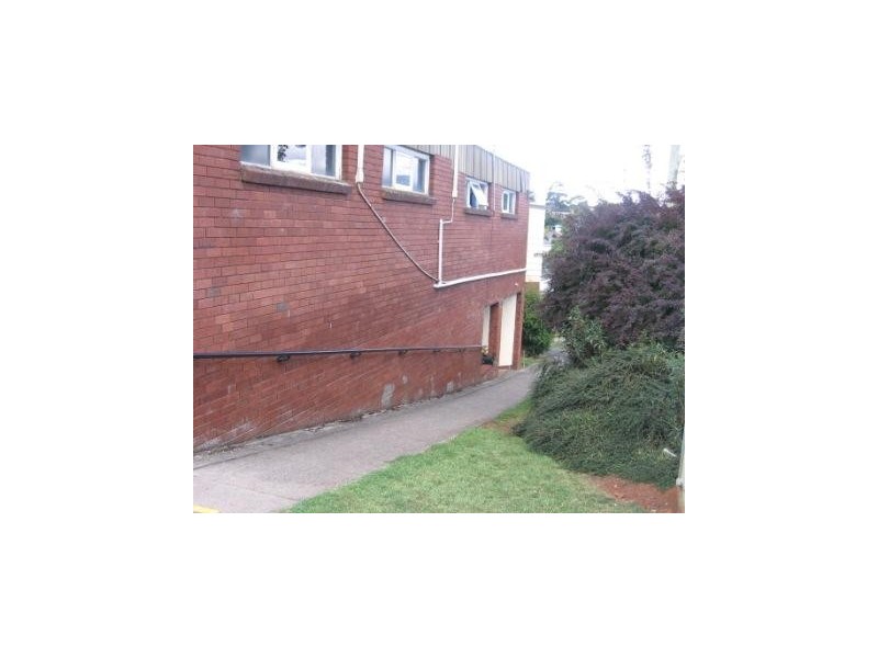 2/9 West Church Street, Deloraine TAS 7304