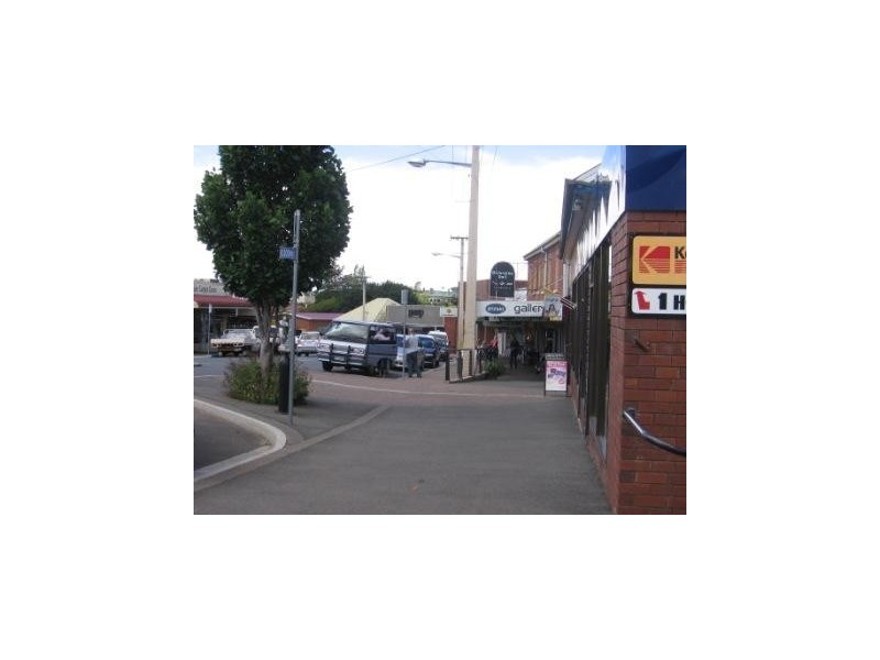 2/9 West Church Street, Deloraine TAS 7304