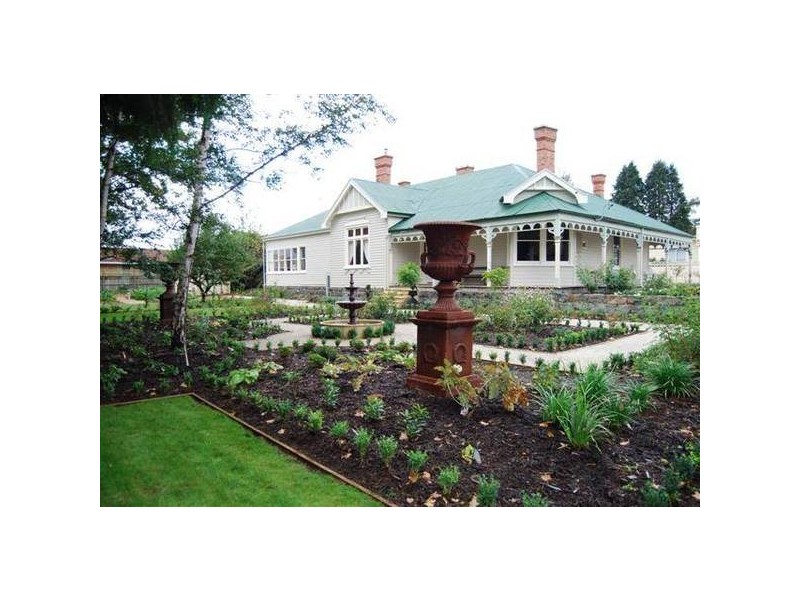 Deloraine TAS 7304