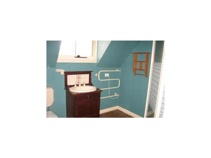 21 McNeil Street, Mole Creek TAS 7304