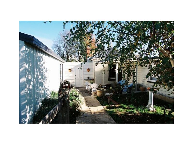 19 Adelaide Street, Westbury TAS 7303