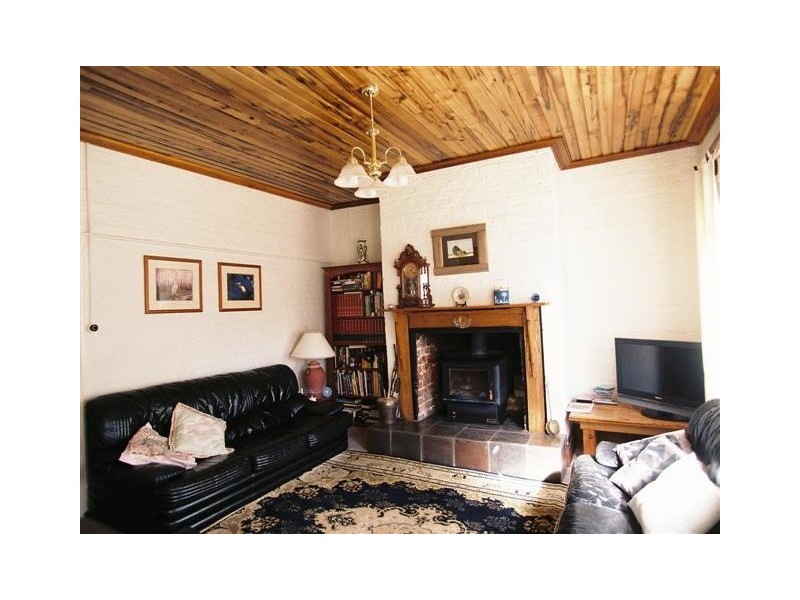 19 Adelaide Street, Westbury TAS 7303