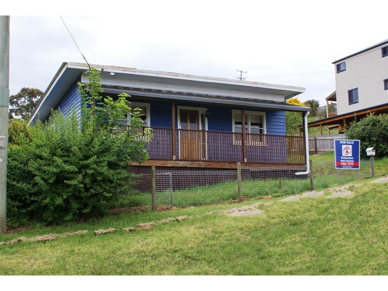 5 Parsonage Street, Deloraine TAS 7304