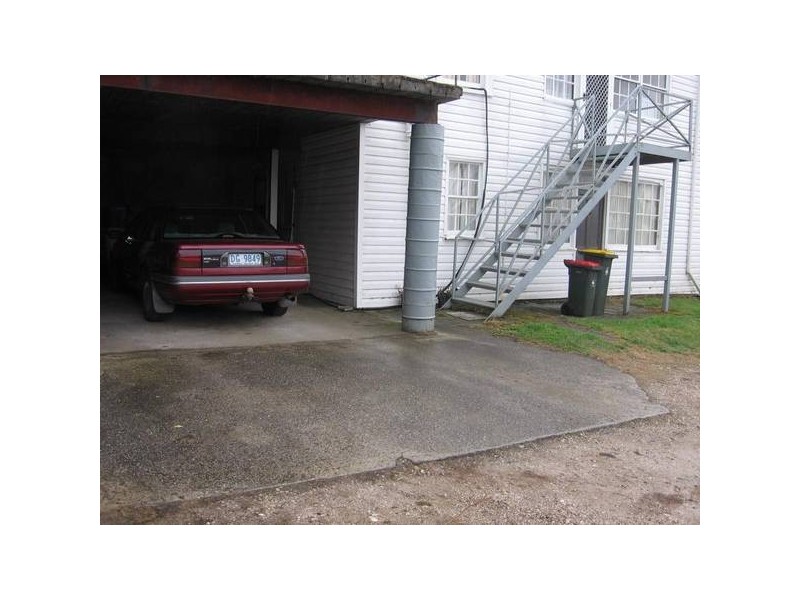 2/90 Emu Bay Road, Deloraine TAS 7304