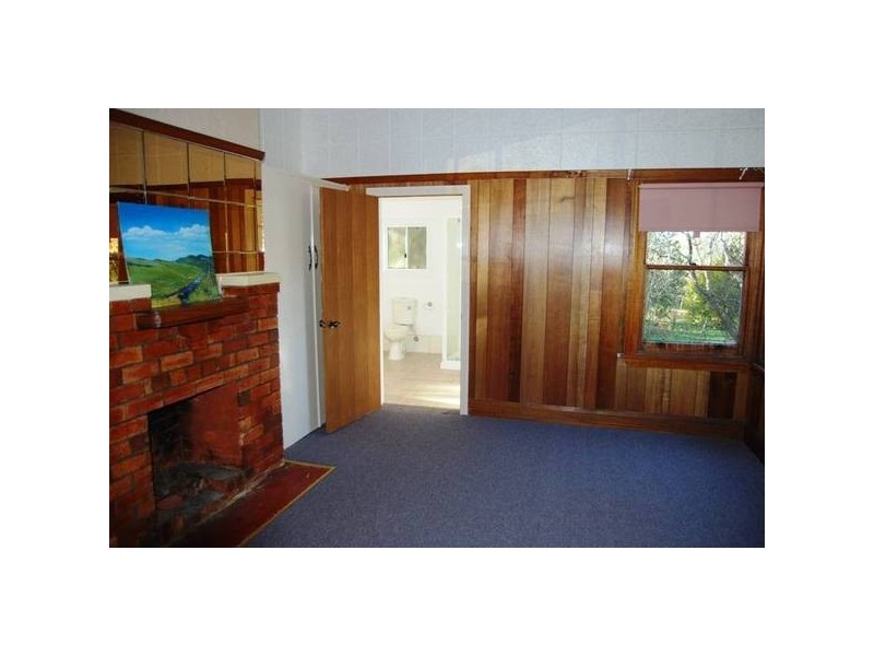 5664 Bass Highway, Deloraine TAS 7304