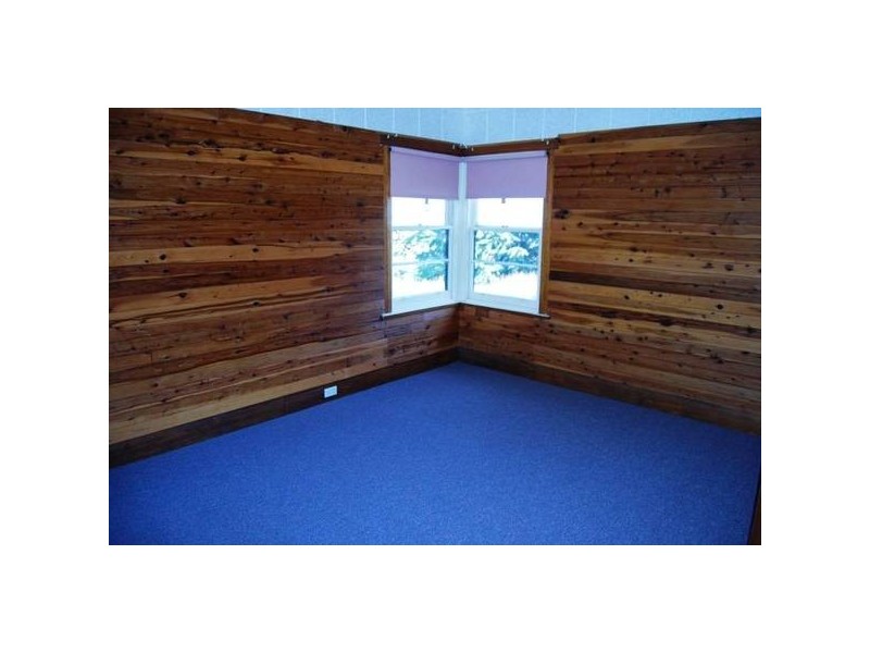 5664 Bass Highway, Deloraine TAS 7304