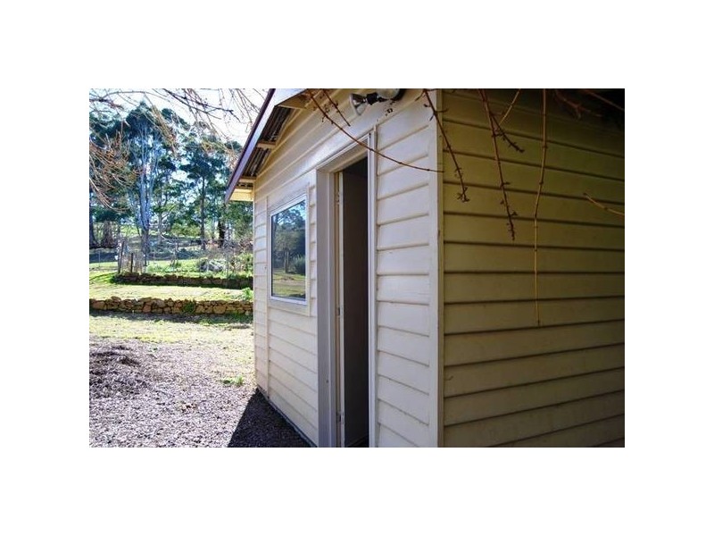 5664 Bass Highway, Deloraine TAS 7304