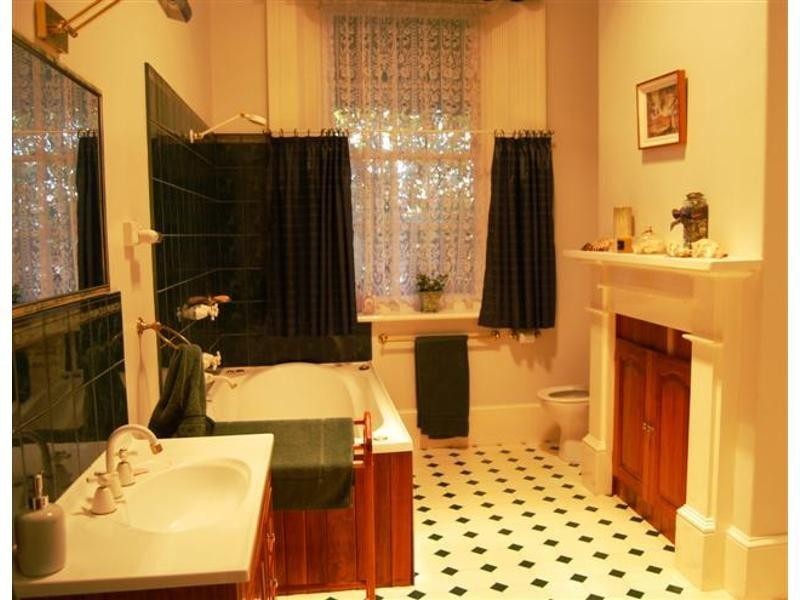 22 West Barrack Street, Deloraine TAS 7304