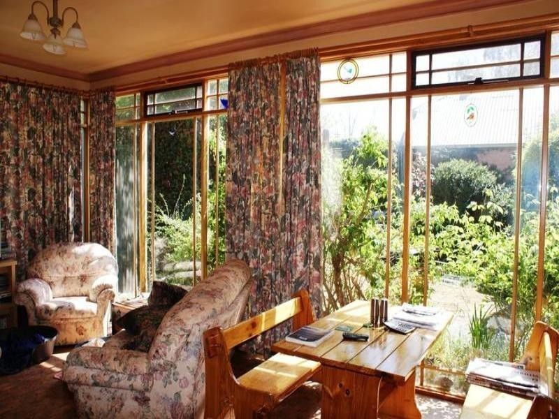 22 West Barrack Street, Deloraine TAS 7304