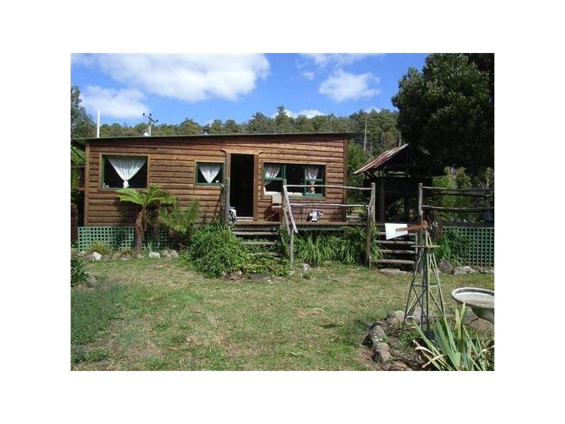 44r Rowlands Road, Liena TAS 7304