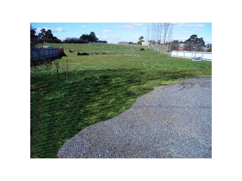 18 Alison Court, Westbury TAS 7303