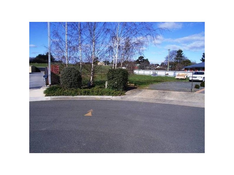 18 Alison Court, Westbury TAS 7303