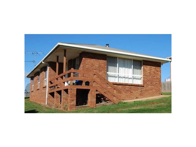 18 Winter Street, Deloraine TAS 7304