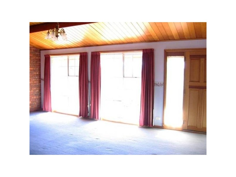 5862 Bass Highway, Elizabeth Town TAS 7304