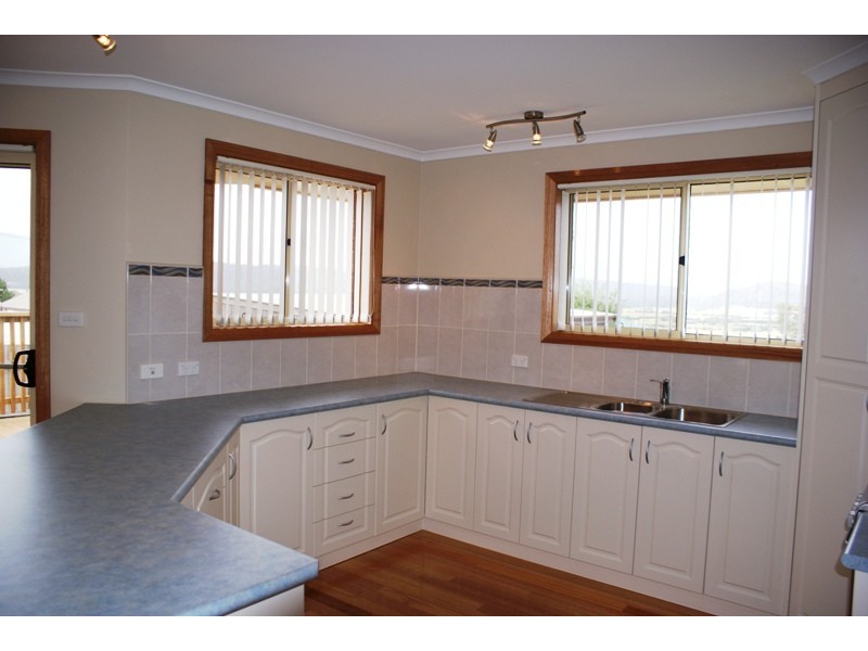 4 /66/ West Goderich Street, Deloraine TAS 7304