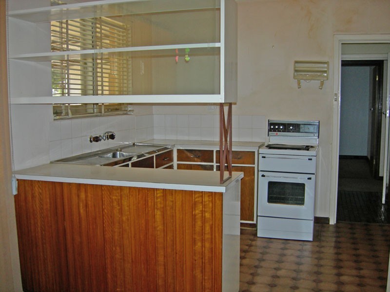 37 Forrest Road, Armadale WA 6112