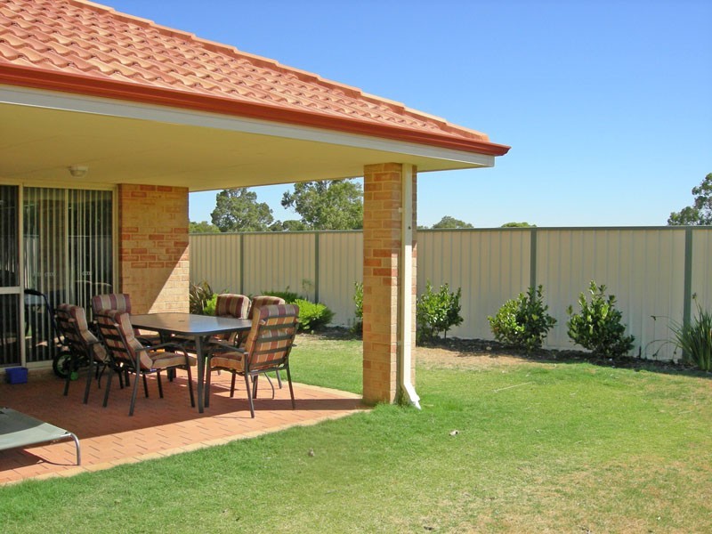 29 Glenfin Road, Seville Grove WA 6112