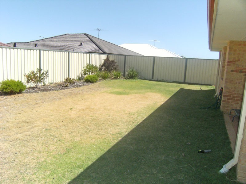 29 Glenfin Road, Seville Grove WA 6112