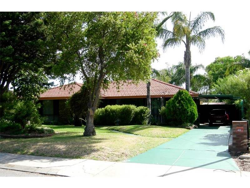 42 Willowmead Way, Kelmscott WA 6111