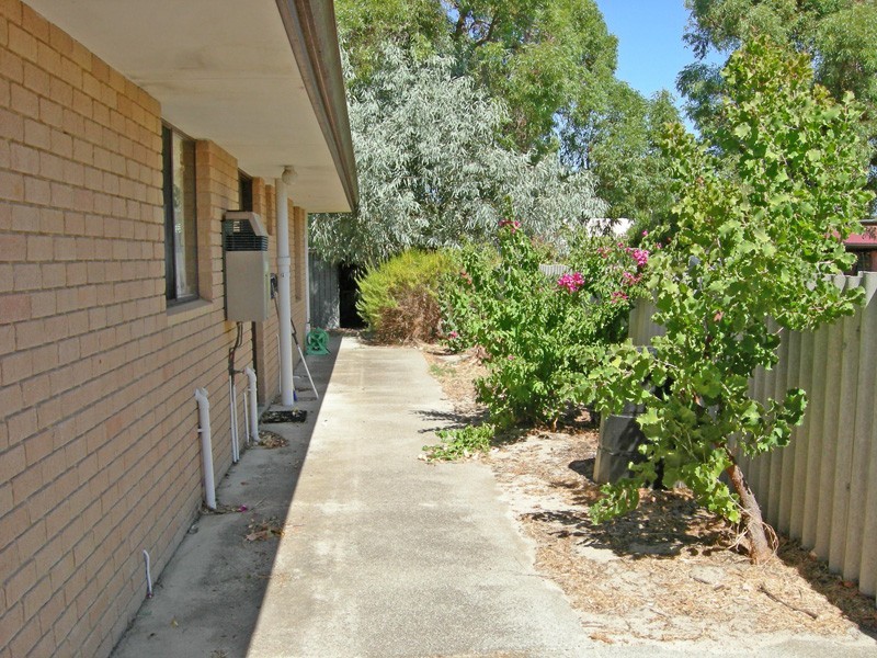 32 Sidcup Way, Kelmscott WA 6111