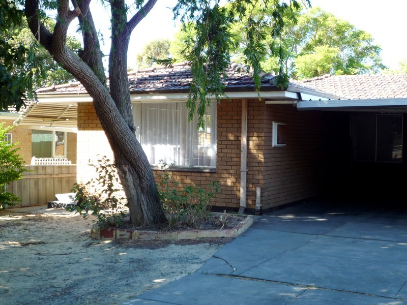 34a Streich Ave, Kelmscott WA 6111