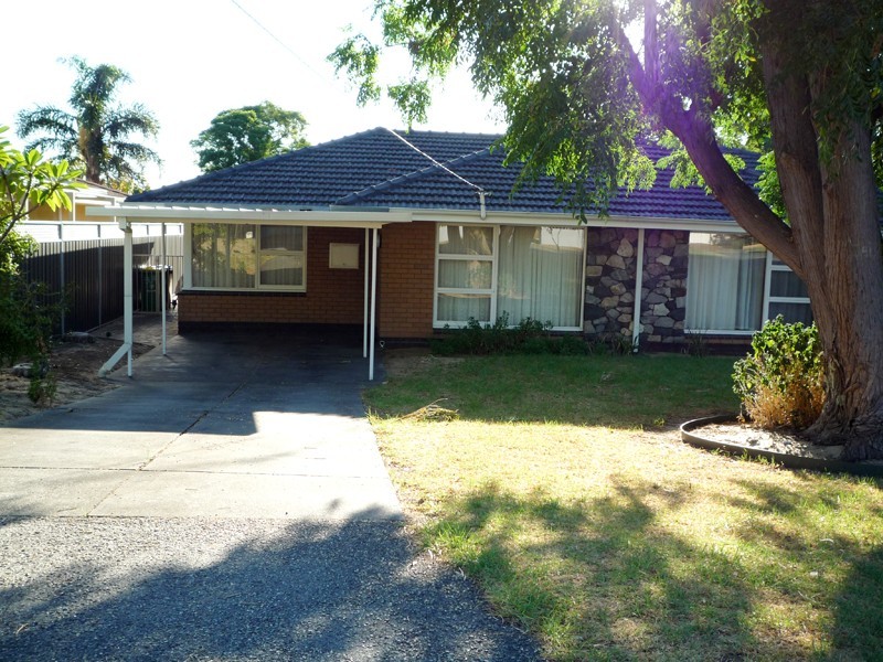 3a Dyer St, Kelmscott WA 6111