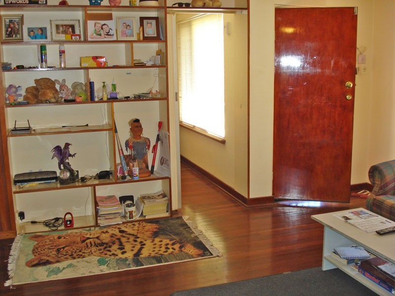 347 Railway Avenue, Armadale WA 6112