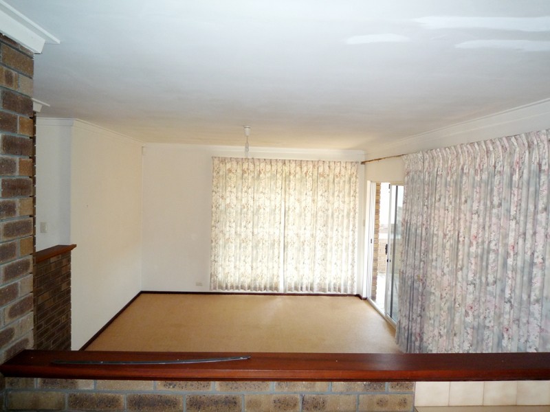 7 Logpine Cres, Camillo WA 6111