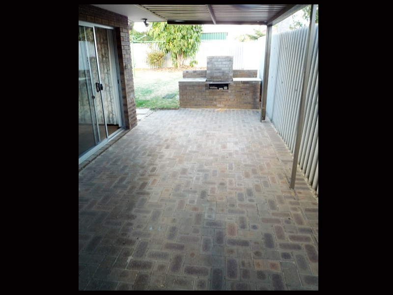 7 Logpine Cres, Camillo WA 6111