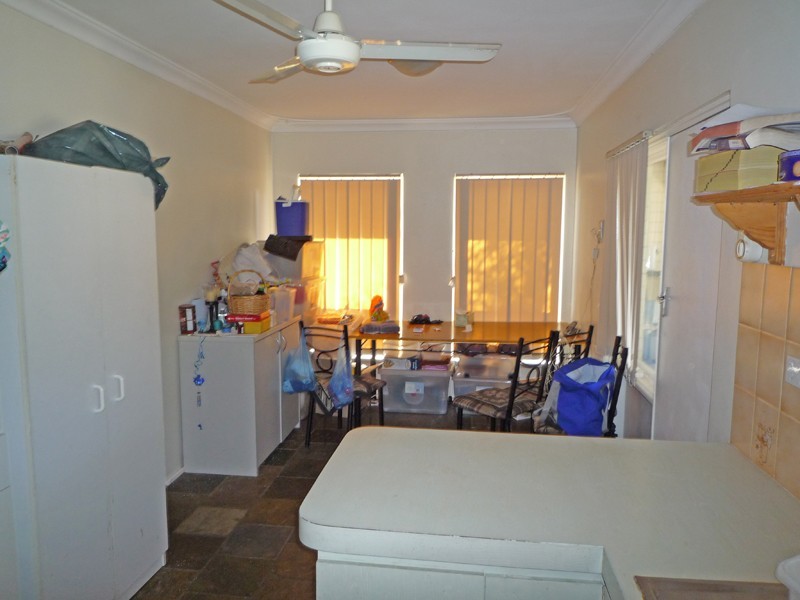 22 Lindy Way, Camillo WA 6111