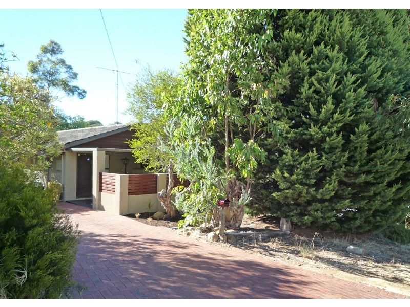 15 Carawatha Avenue, Mount Nasura WA 6112