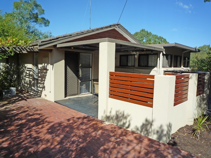 15 Carawatha Avenue, Mount Nasura WA 6112