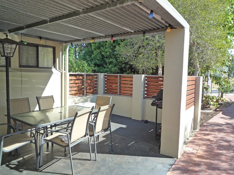 15 Carawatha Avenue, Mount Nasura WA 6112