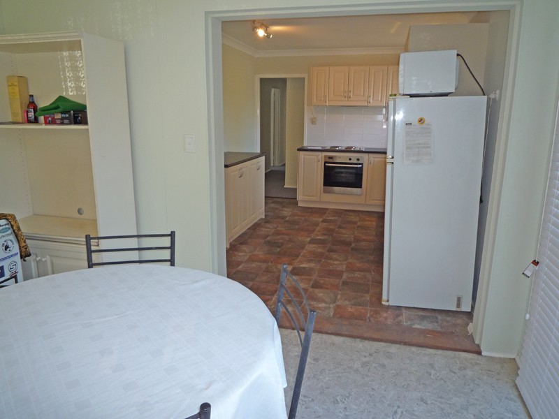 15 Carawatha Avenue, Mount Nasura WA 6112