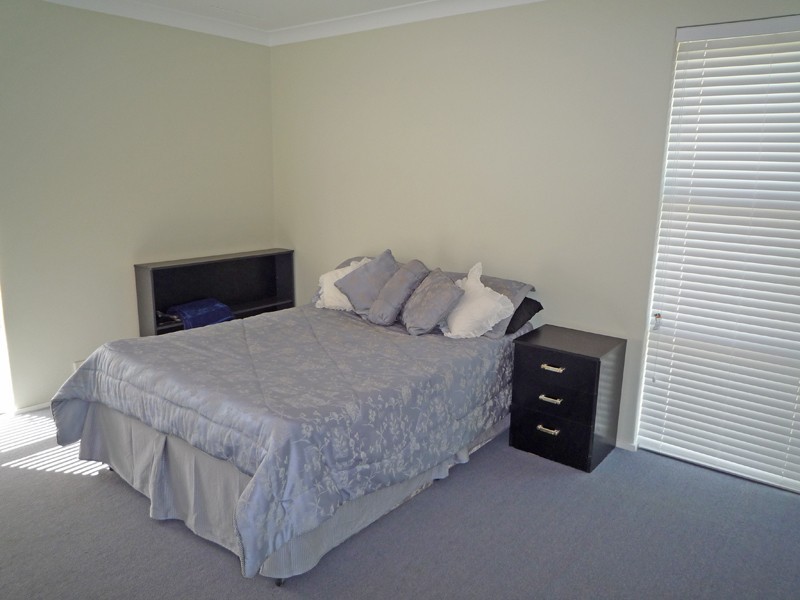 15 Carawatha Avenue, Mount Nasura WA 6112