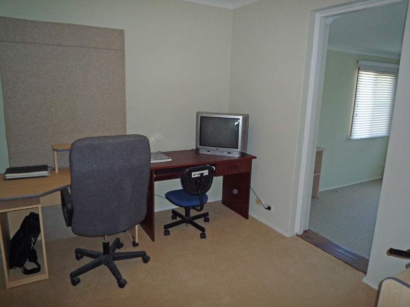 15 Carawatha Avenue, Mount Nasura WA 6112