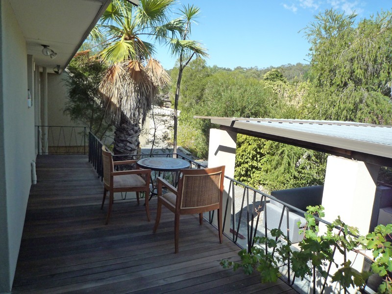 15 Carawatha Avenue, Mount Nasura WA 6112