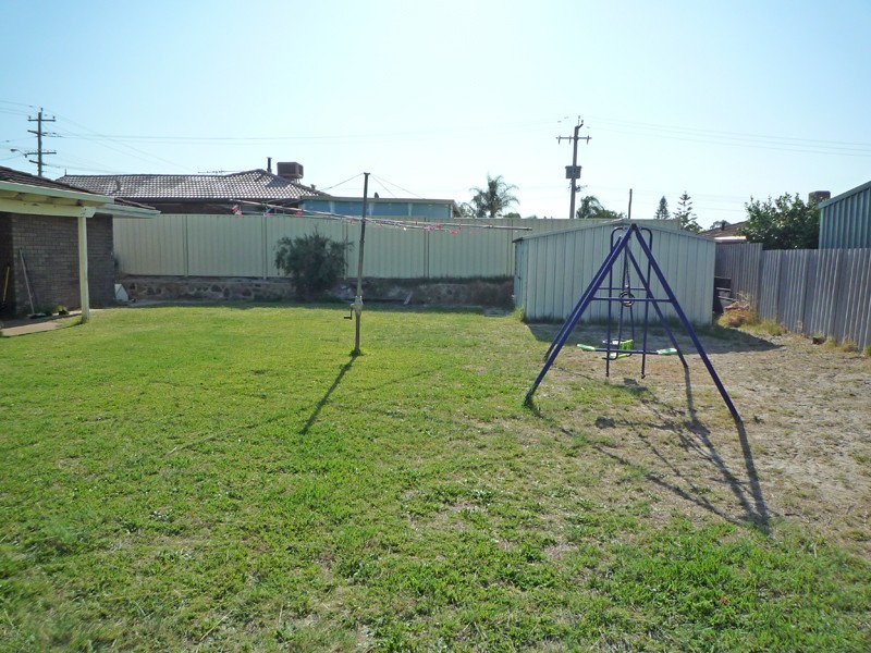 130 Chamberlain Street, Gosnells WA 6110