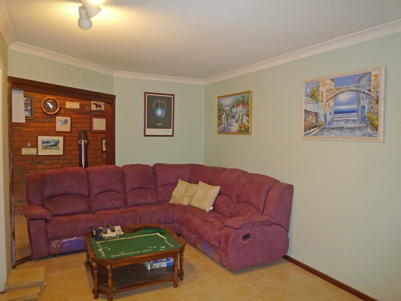 6 Penjan Place, Kelmscott WA 6111