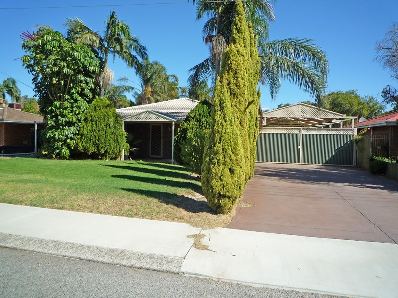 45 Redtingle Road, Camillo WA 6111
