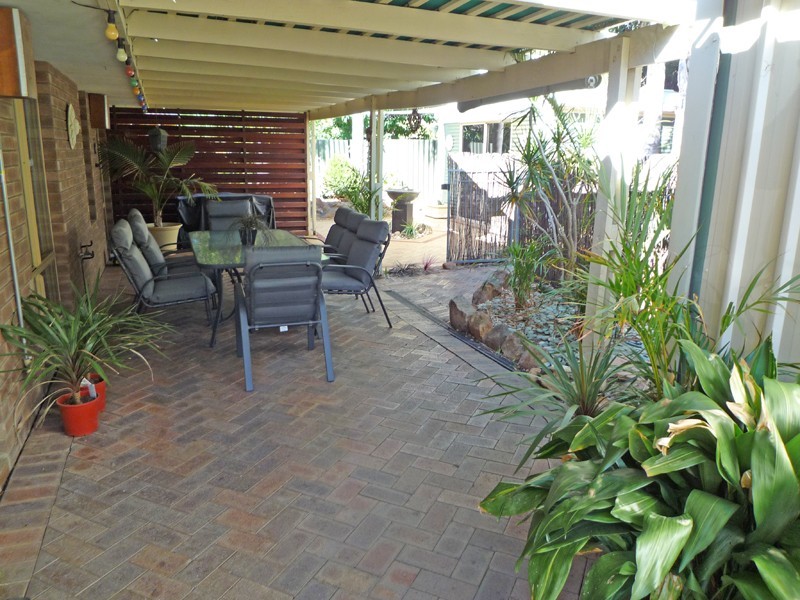 45 Redtingle Road, Camillo WA 6111