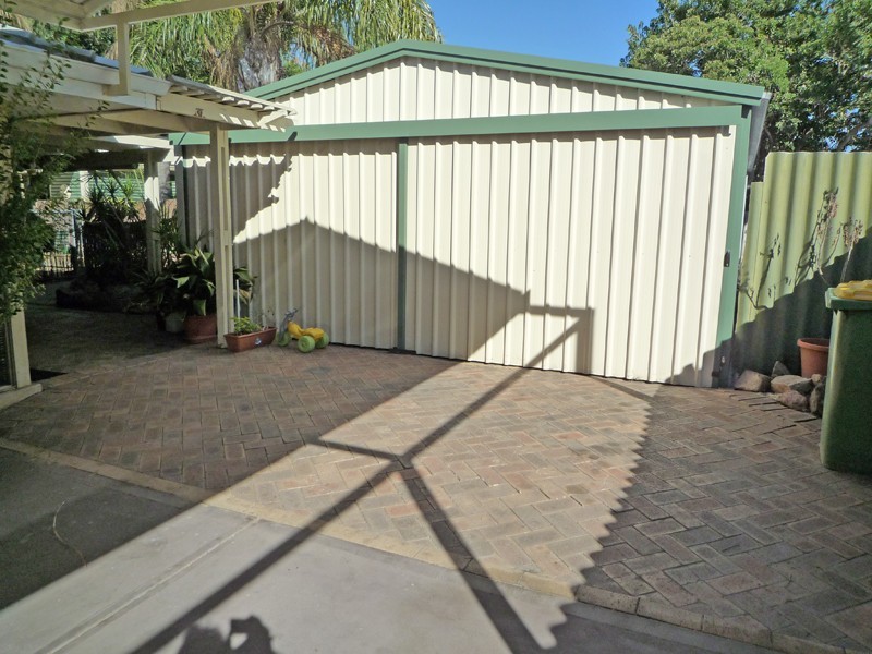 45 Redtingle Road, Camillo WA 6111