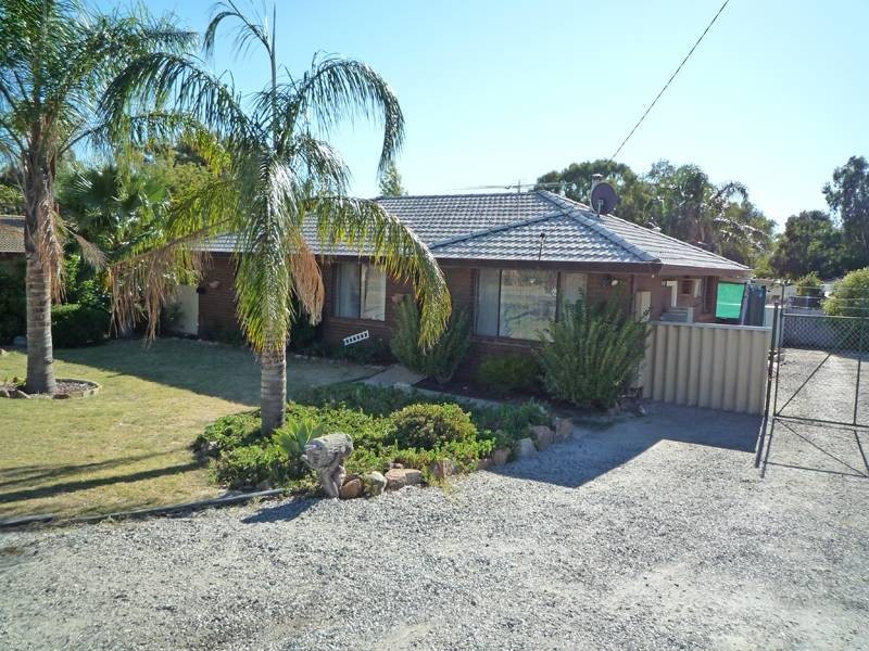42 Logpine Crescent, Camillo WA 6111