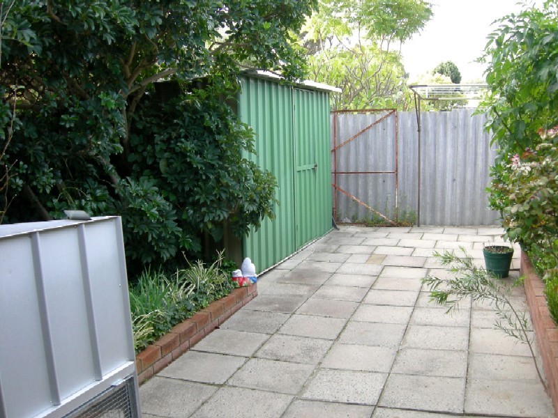 18 Wakehurst Pl, Kelmscott WA 6111