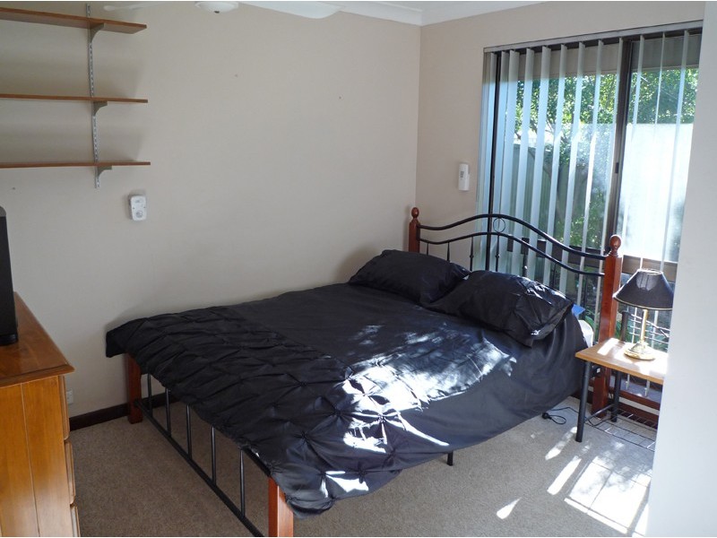 3 Abdale Court, Camillo WA 6111