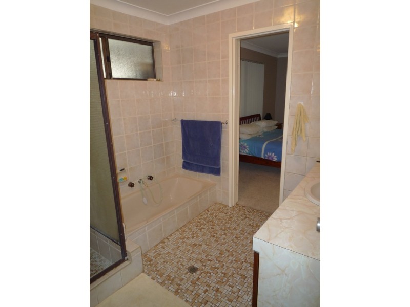 3 Abdale Court, Camillo WA 6111