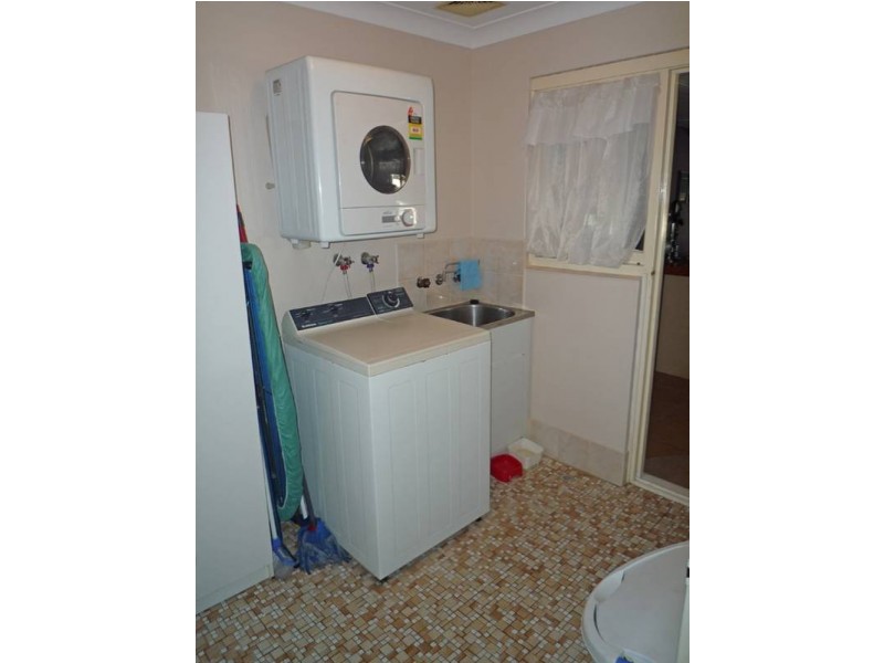 3 Abdale Court, Camillo WA 6111