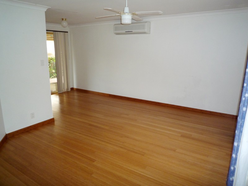 4/23 Quarram Way, Gosnells WA 6110